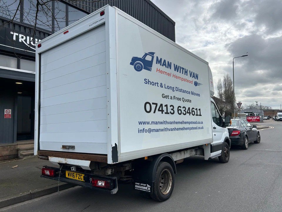 Man with Van Hemel Hempstead