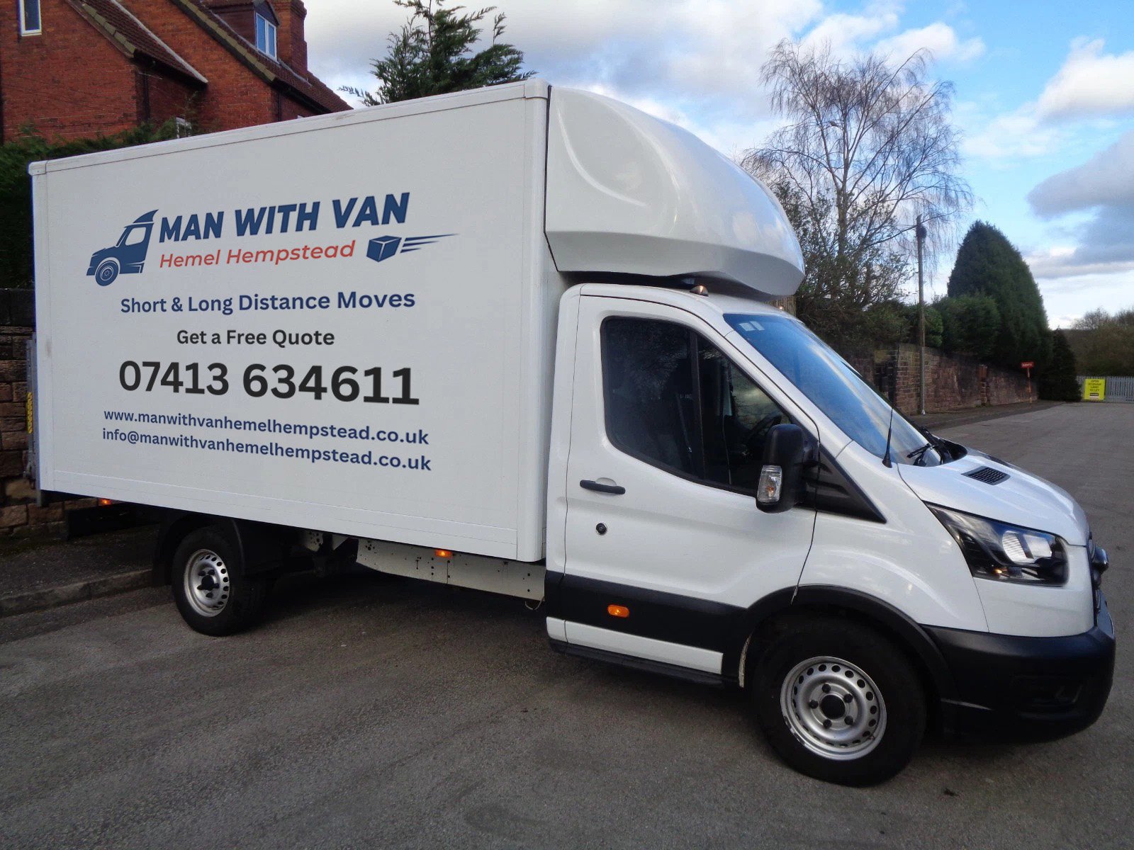 Man with Van Hemel Hempstead